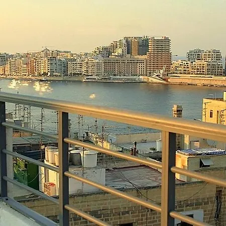 Old Mint Penthouse 公寓 瓦莱塔