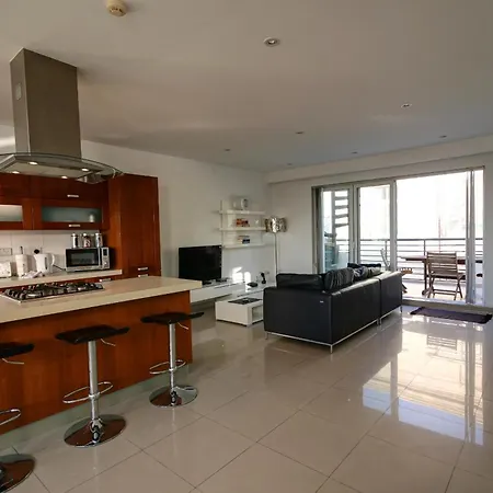 Old Mint Penthouse 瓦莱塔