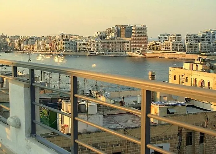 Old Mint Penthouse Apartamento Valeta